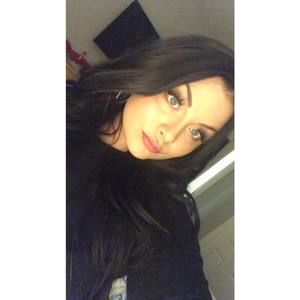 Meet your Posher, Devyn